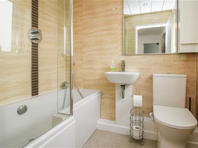 BATHROOM/W.C.